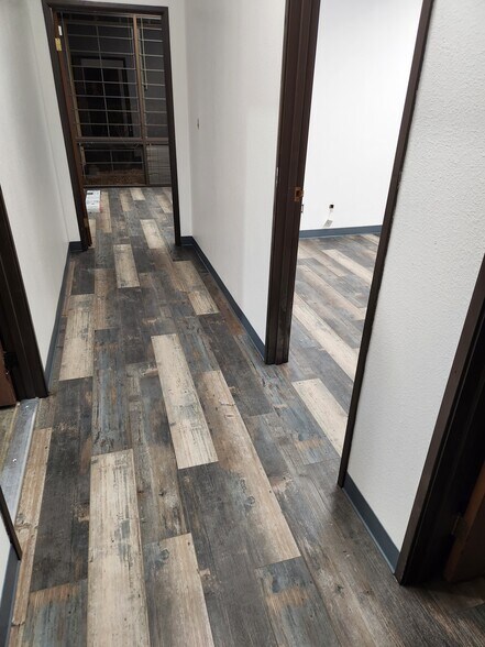 More Photos Of 560 Birch St, Lake Elsinore Manufacturing For Sale