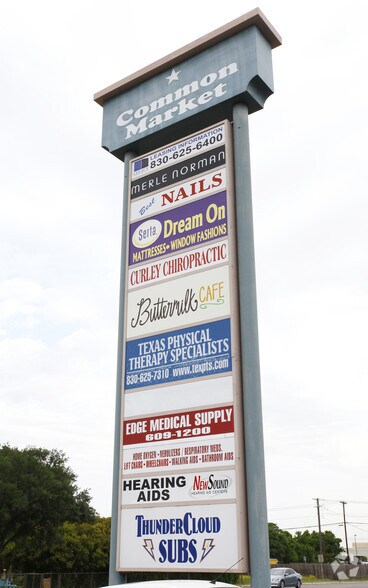 Primary Photo Of 1312 E Common St, New Braunfels Unknown For Lease