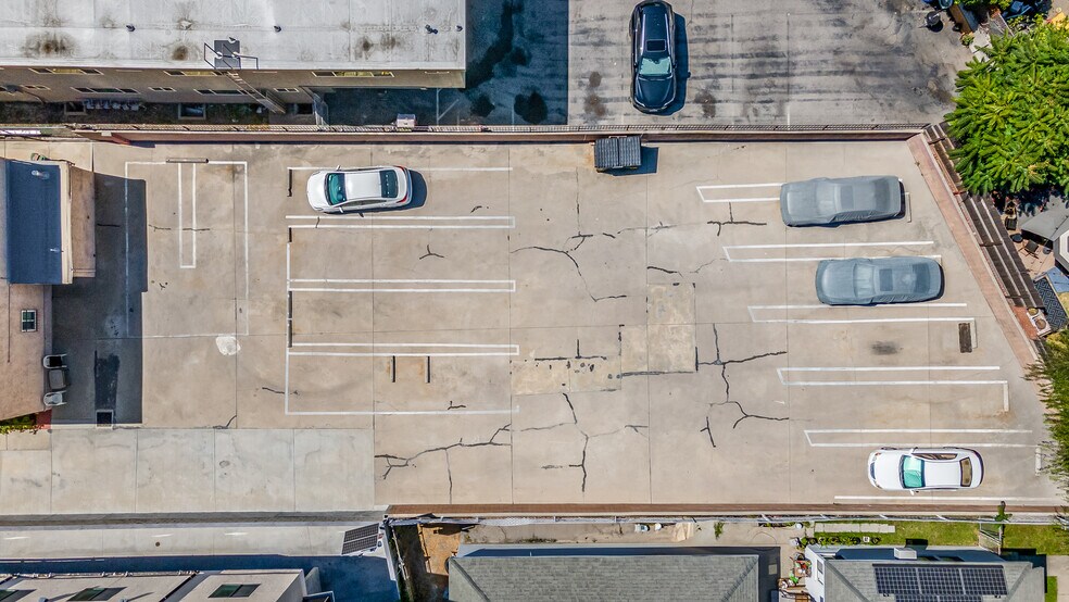 More Photos Of 6045 Hazelhurst Pl, North Hollywood Apartments For Sale