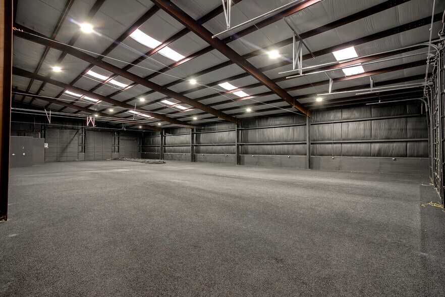 More Photos Of 4580 J D Mouser Pky, Alvarado Unknown For Lease