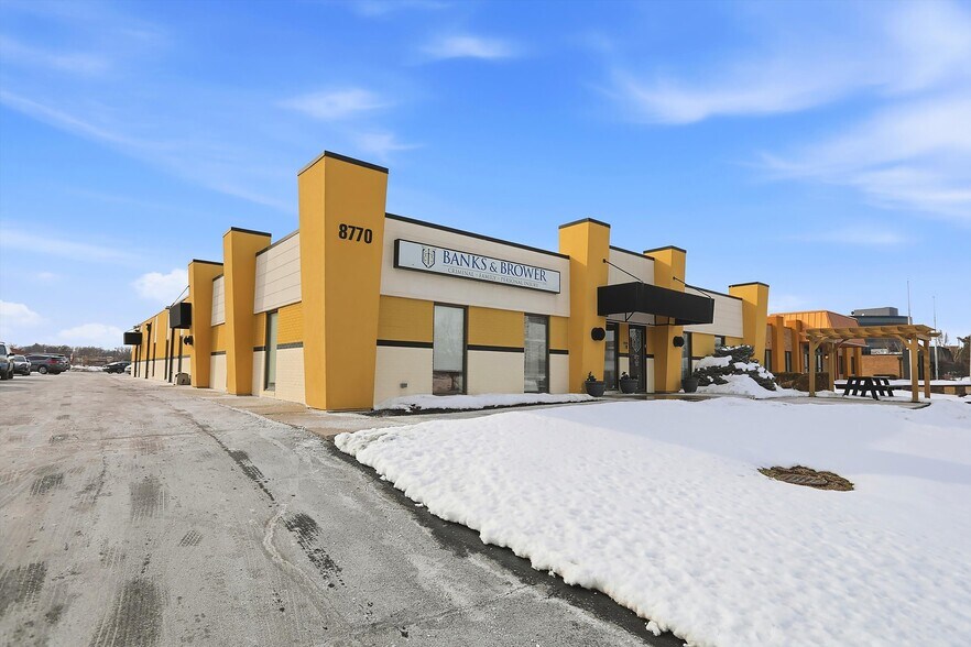 More Photos Of 8770 Purdue Rd, Indianapolis Office For Sale