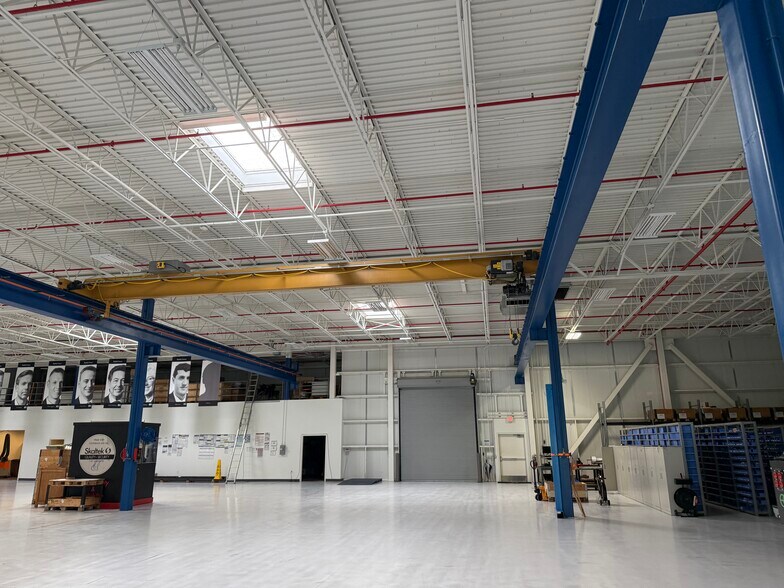 More Photos Of 5510 Ecopark Dr, Alpharetta Manufacturing For Sale