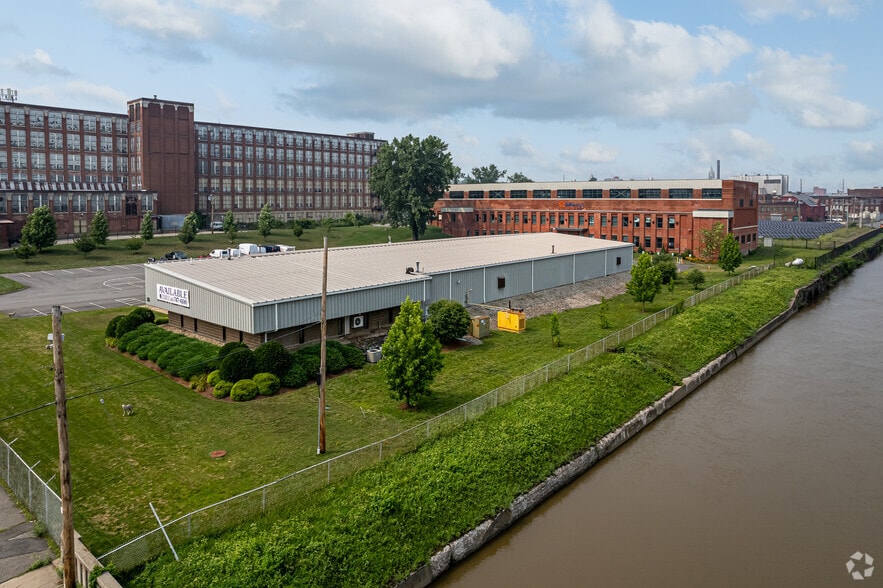 More Photos Of 55 Jackson St, Holyoke Manufacturing For Lease
