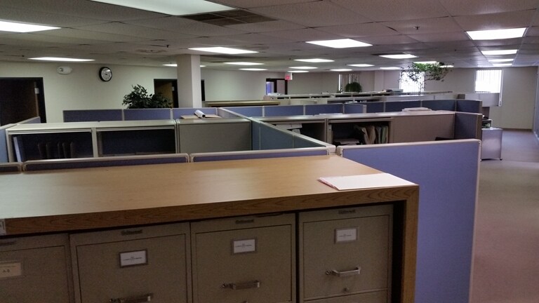 More Photos Of 50 Tannery Rd, Readington Warehouse For Lease