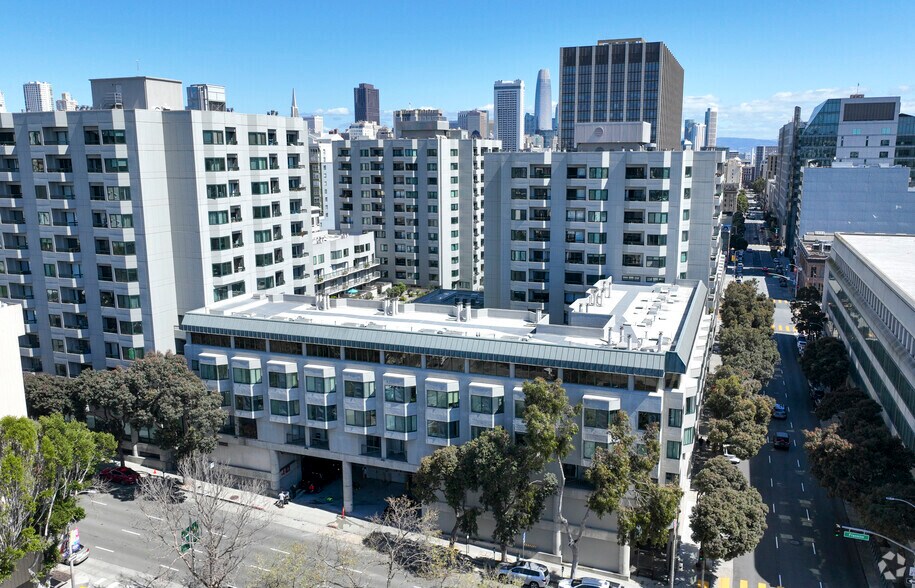 More Photos Of 601 Van Ness Ave, San Francisco Apartments For Lease