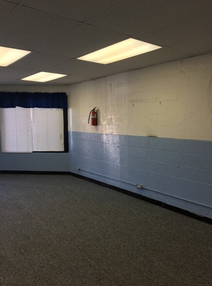 More Photos Of 534-554 Olive Ave, Wahiawa Storefront Retail Office For Lease