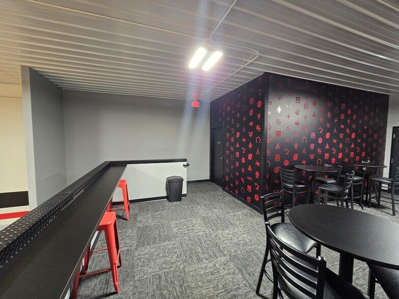 More Photos Of 1155 40th Ave S, Grand Forks Sports And Entertainment For Sale