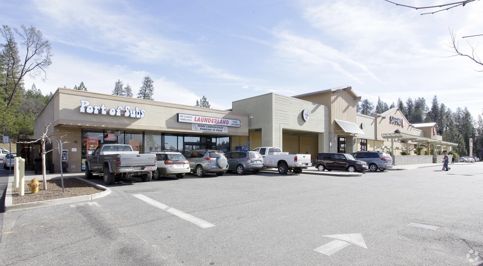 More Photos Of 867-873 Sutton Way, Grass Valley General Retail For Lease