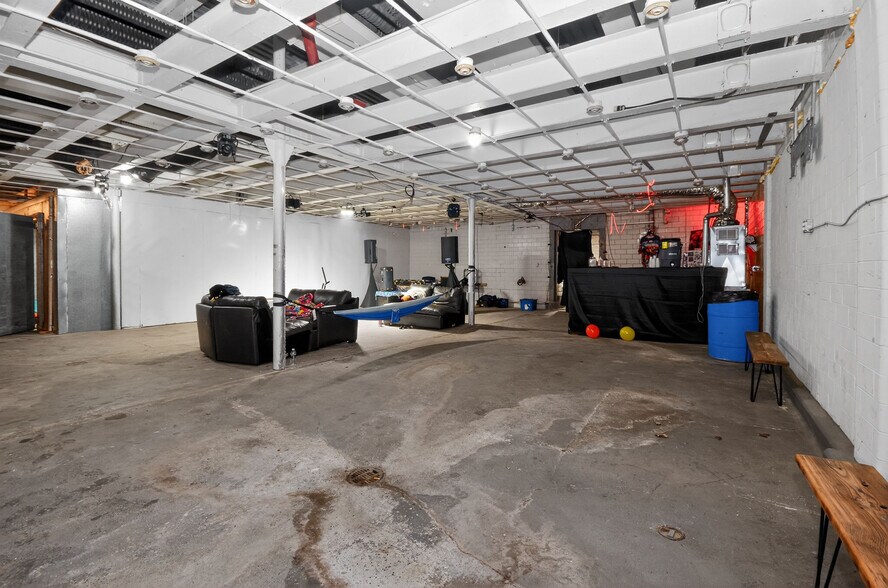 More Photos Of 2628 Orleans St, Detroit Warehouse For Sale