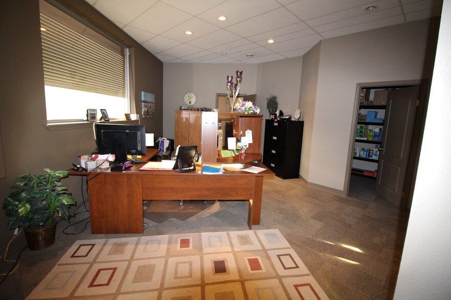 More Photos Of 2802-2810 5 Av N, Lethbridge Storefront Retail Office For Sale