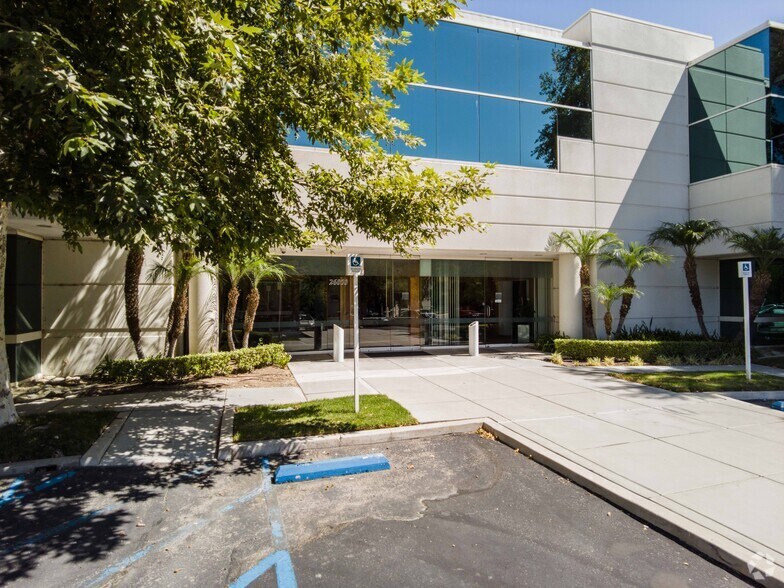 More Photos Of 26050 Mureau Rd, Calabasas Office For Lease
