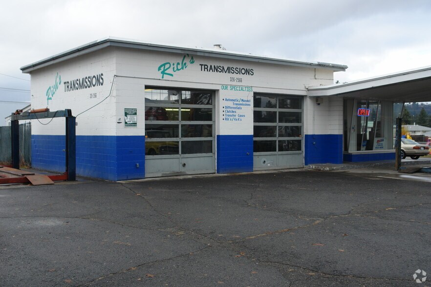 More Photos Of 710-910 W Francis Ave, Spokane Unknown For Lease