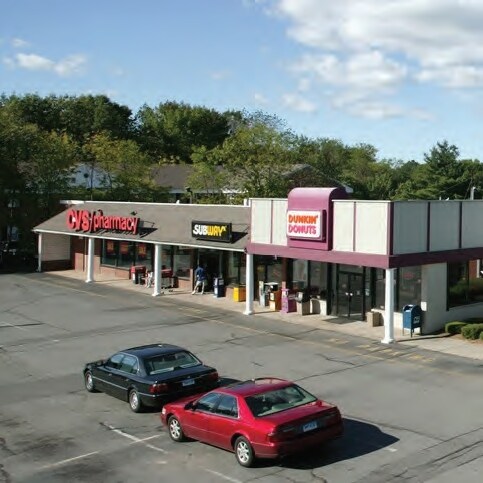 More Photos Of 152 Mountain Rd, Suffield Drugstore For Lease