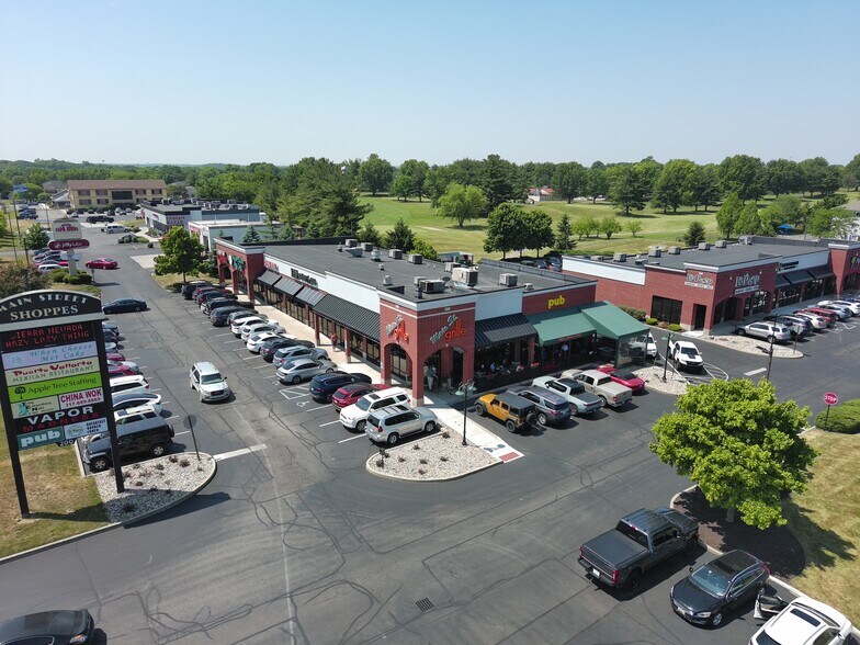 More Photos Of 210 S Emerson Ave, Greenwood Storefront Retail Office For Lease