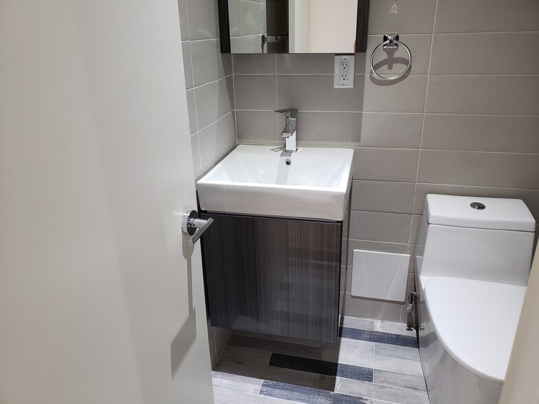 More Photos Of 1641 Broadway, Brooklyn Apartments For Sale