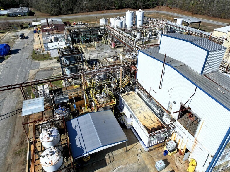 More Photos Of 6906 Dixie St, Columbus Industrial For Sale