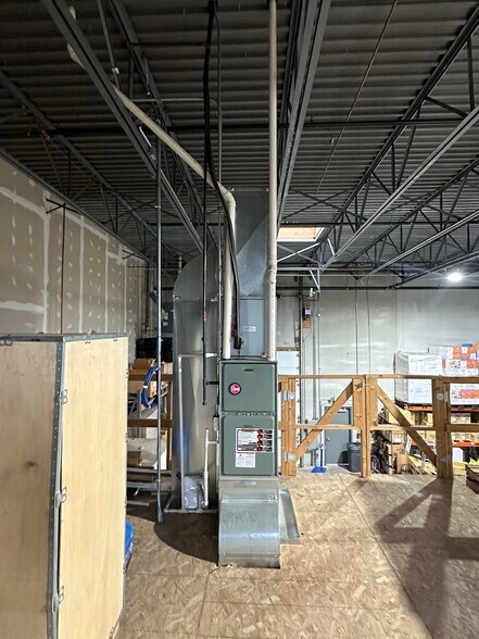 More Photos Of 9200 W 191st St, Mokena Office For Sale