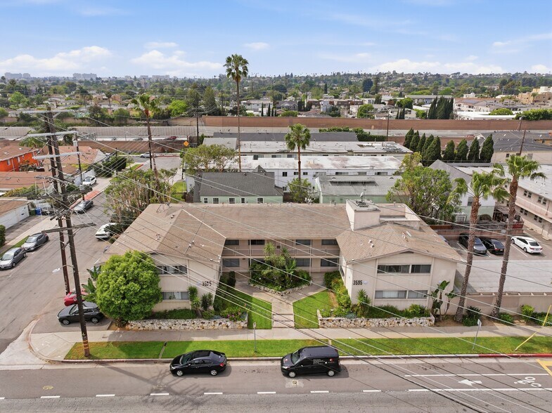 More Photos Of 3575 S Sepulveda Blvd, Los Angeles Apartments For Sale