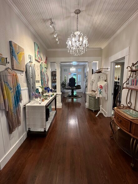 More Photos Of 1008 S Rock St, Georgetown Office Residential For Sale