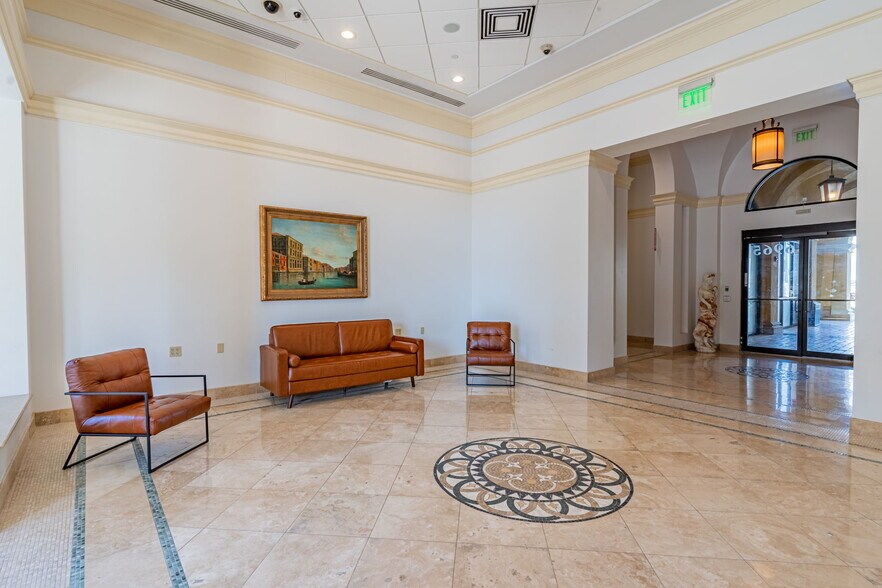 More Photos Of 6965 Piazza Grande Ave, Orlando Office Residential For Sale