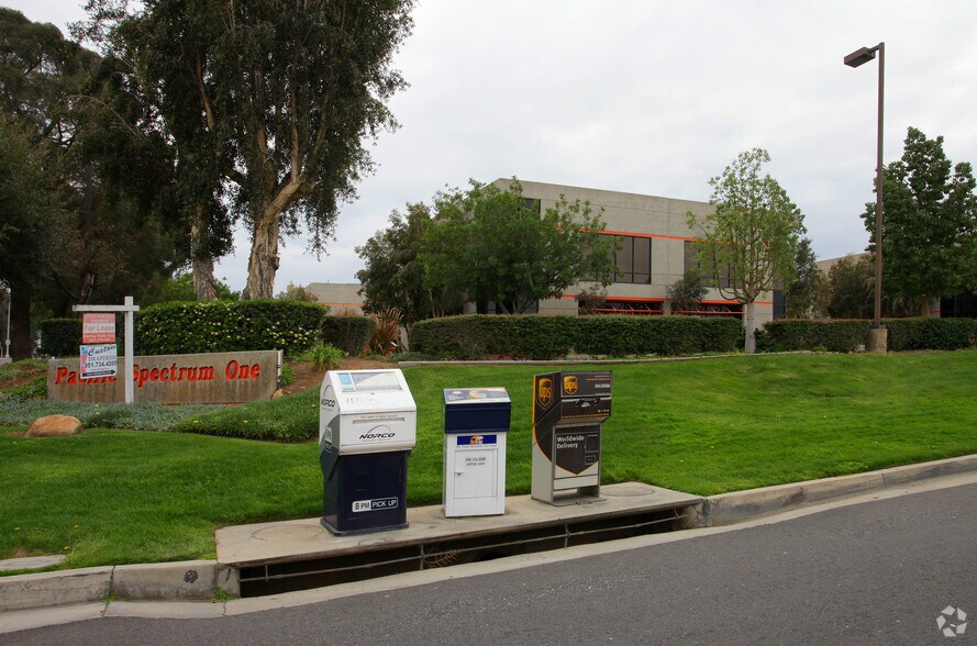 More Photos Of 1750 California Ave, Corona Unknown For Lease