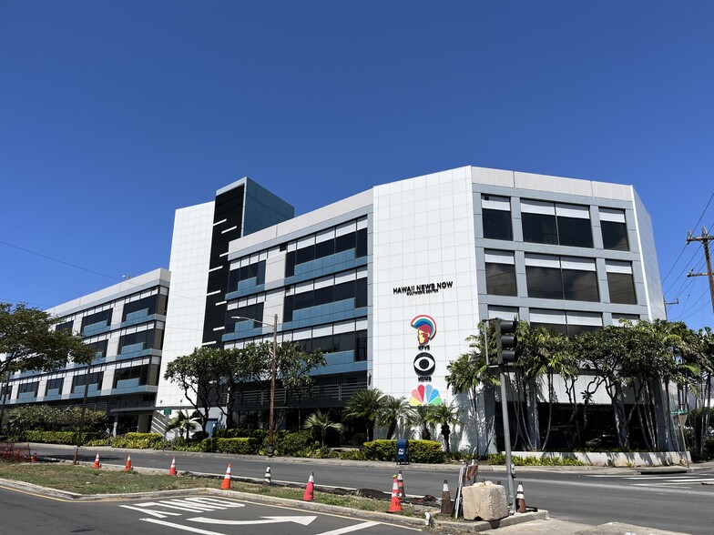 Primary Photo Of 420 Waiakamilo Rd, Honolulu Office For Lease