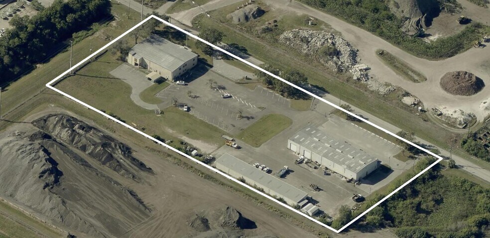 Primary Photo Of 12625 40th St N, Clearwater Warehouse For Lease