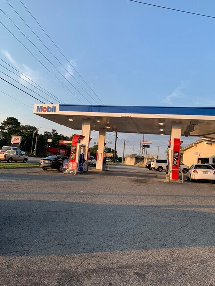 More Photos Of 1290 Gray Hwy, Macon-Bibb Service Station For Sale