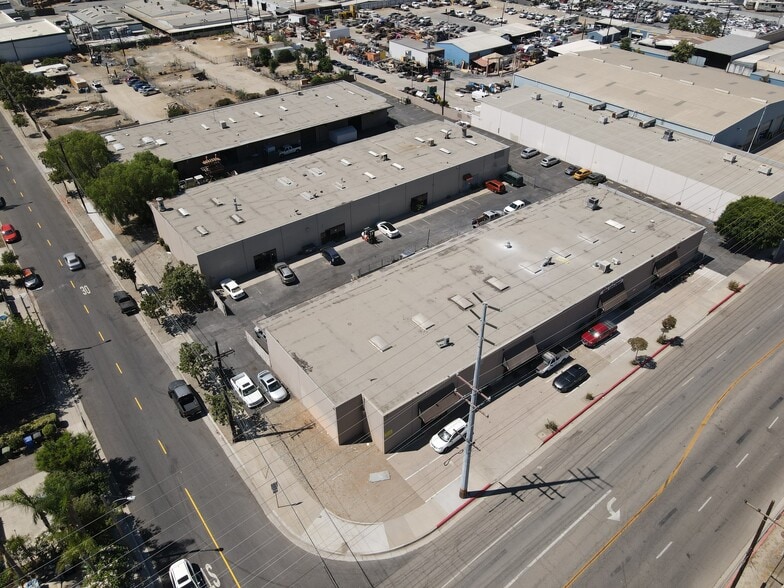 More Photos Of 1022 W Gladstone St, Azusa Warehouse For Lease