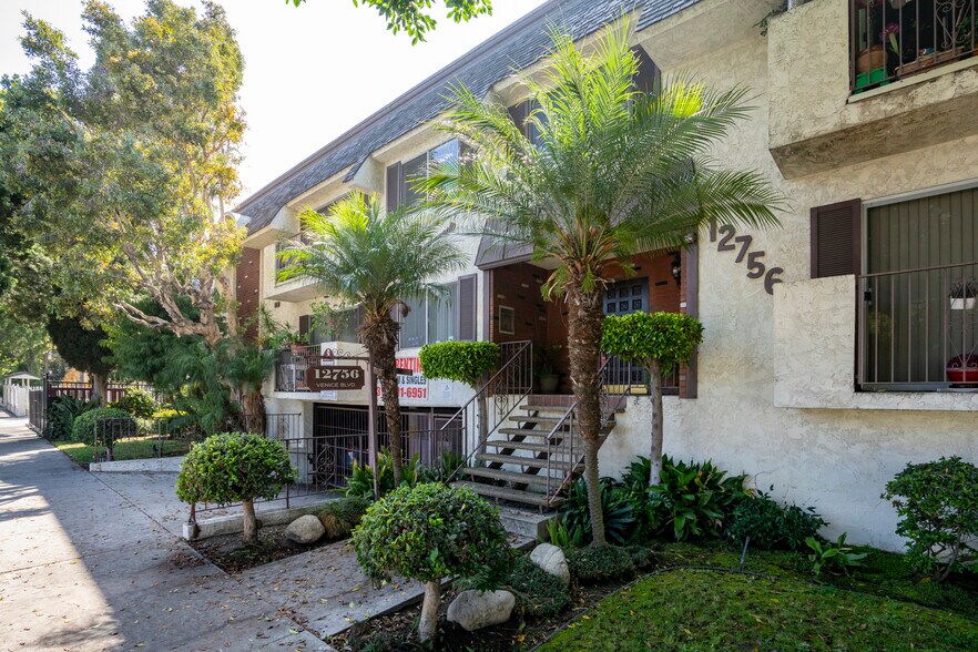 More Photos Of 12756 Venice Blvd, Los Angeles Apartments For Sale