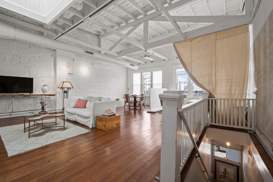 More Photos Of 127-129 Barnes St W, Wilson Storefront Retail Residential For Sale