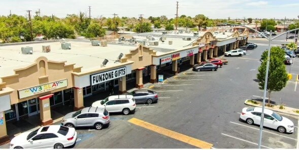 More Photos Of 45235 10th St W, Lancaster General Retail For Lease