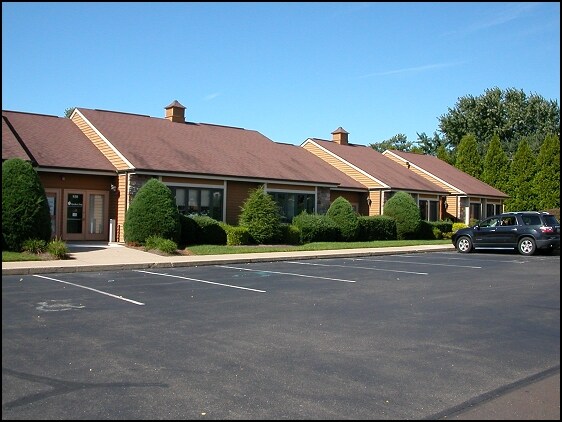 Primary Photo Of 930-936 Lenape Dr, New Britain Office For Sale