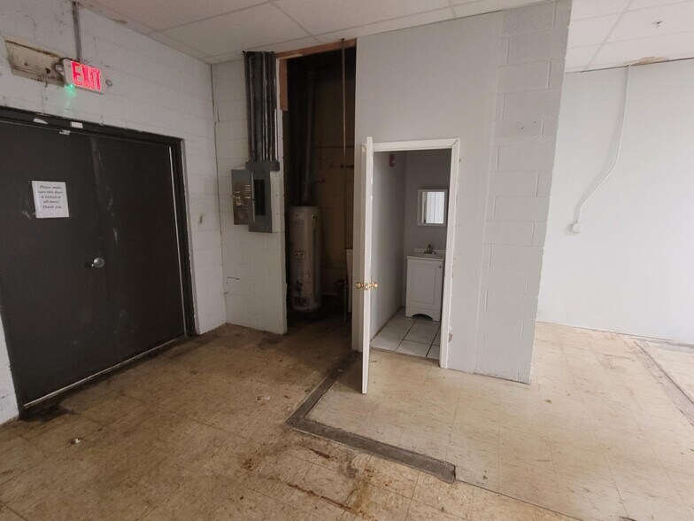 More Photos Of 5555 St. Charles Rd, Berkeley Unknown For Sale