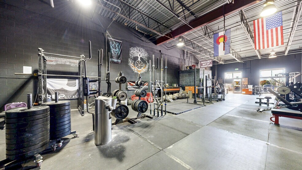 More Photos Of 943-965 E 11th St, Loveland Warehouse For Sale