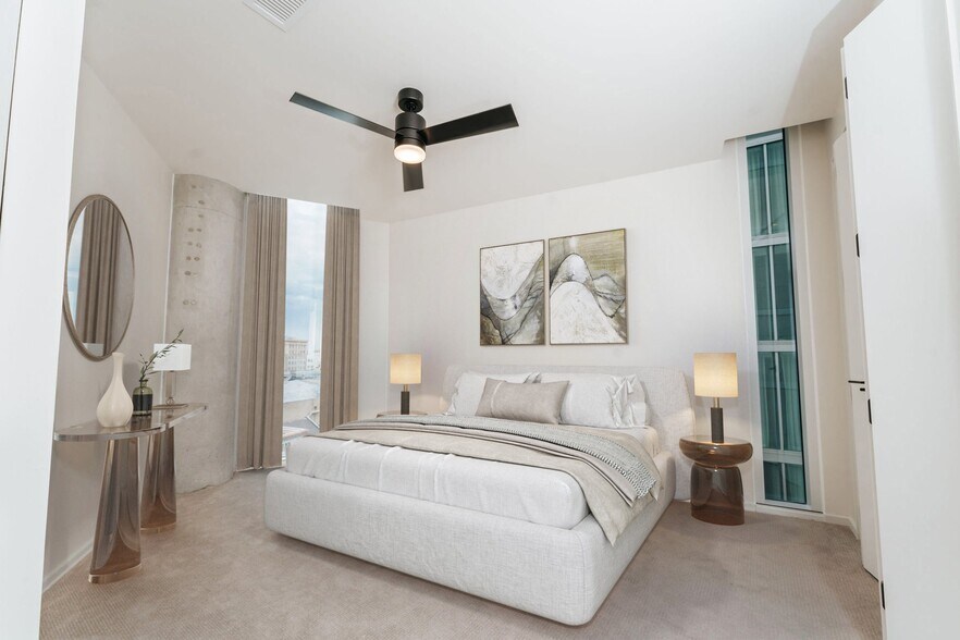 More Photos Of 143 E Commerce St, San Antonio Apartments For Lease