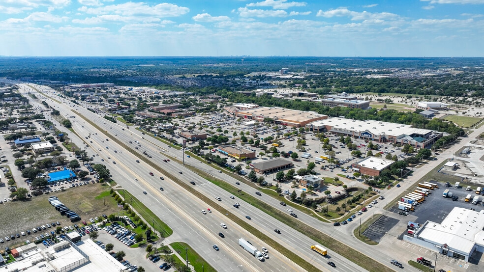 More Photos Of 2050 W University Dr, McKinney Unknown For Sale