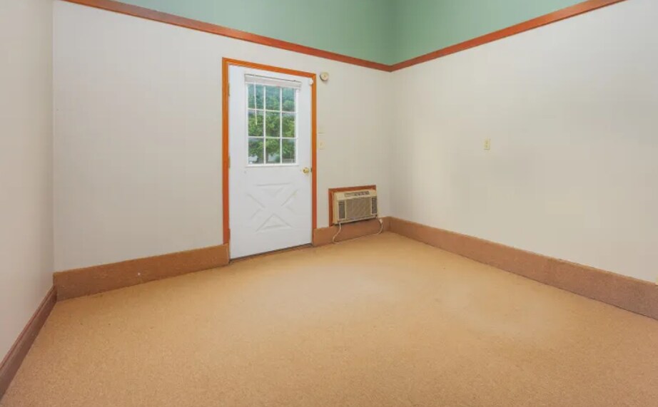 More Photos Of 1015 W Main St, Salem General Retail For Sale