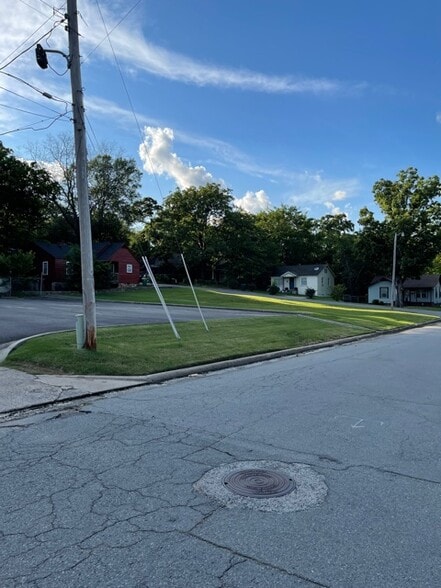More Photos Of 5100 W 12th St, Little Rock Medical For Sale