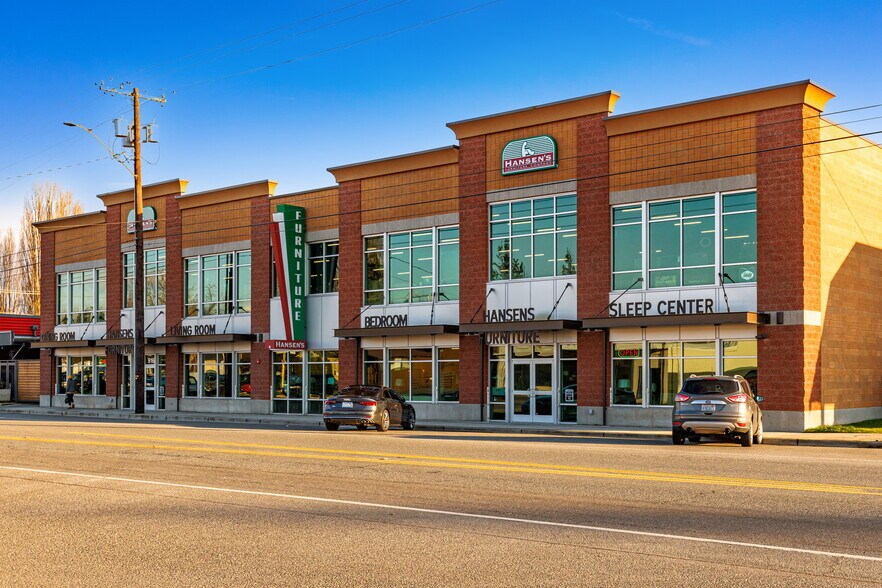 More Photos Of 916 W Division St, Mount Vernon General Retail For Sale