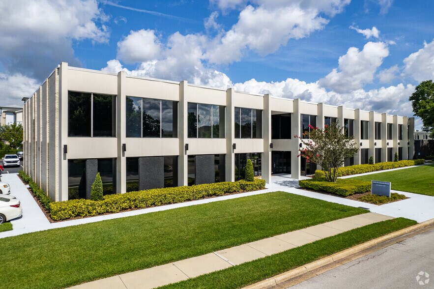 More Photos Of 3191 Maguire Blvd, Orlando Unknown For Lease