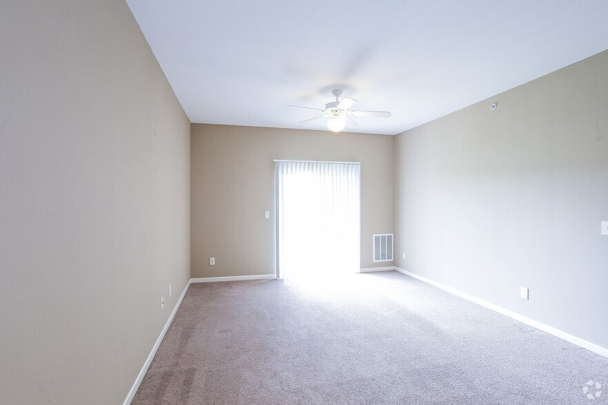 More Photos Of 630 NW Yennie St, Grain Valley Apartments For Lease