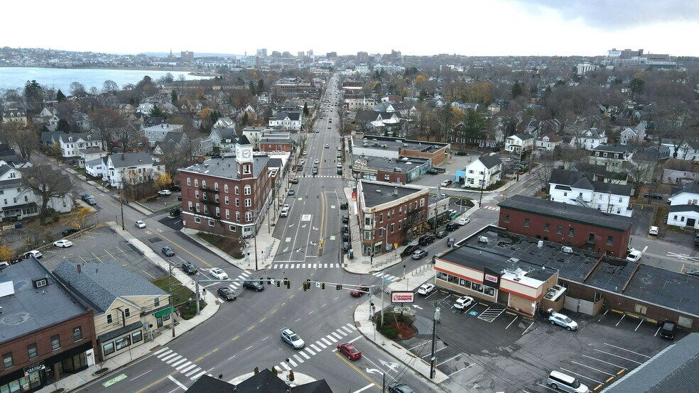 More Photos Of 546 Deering Ave, Portland Freestanding For Lease