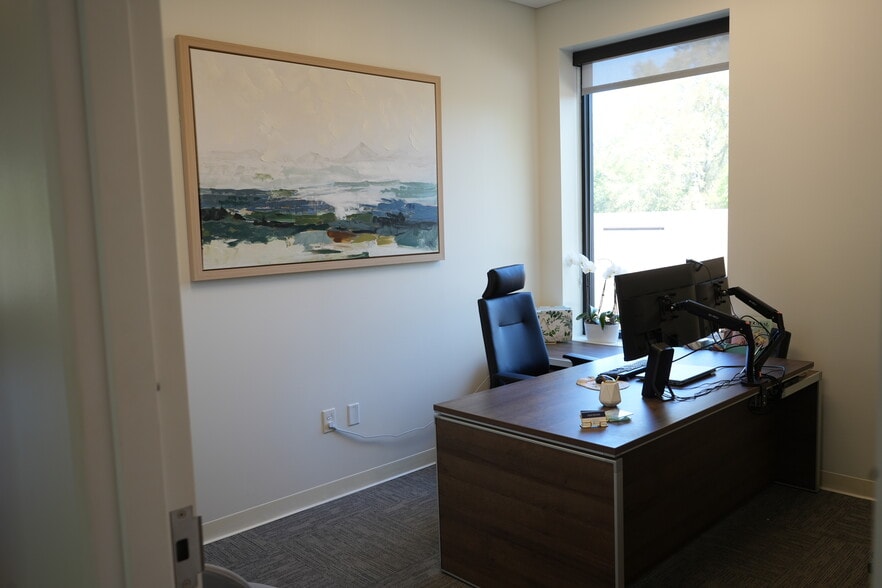 More Photos Of 13553 Atlantic Blvd, Jacksonville Office For Lease