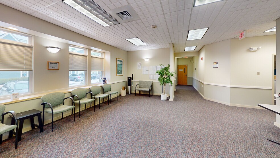 More Photos Of 775 S Main St, Manchester Medical For Lease