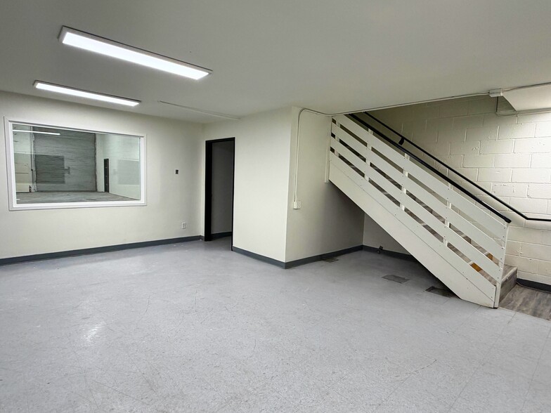 More Photos Of 1410 E Washington Blvd, Los Angeles Industrial For Lease