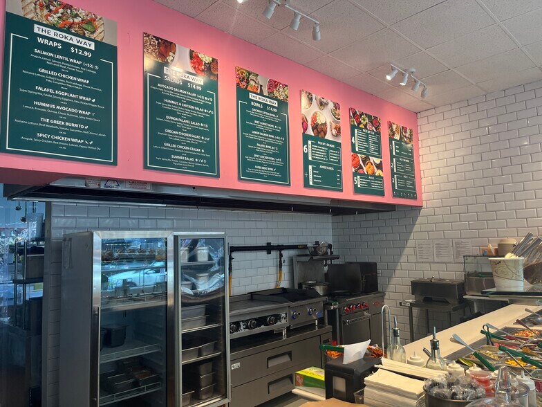 More Photos Of 349 Bedford Ave, Brooklyn Storefront For Lease