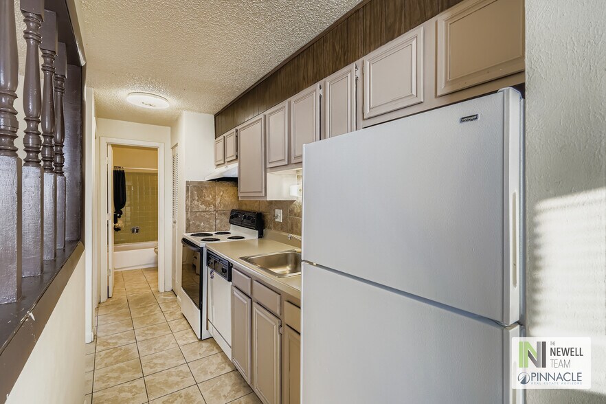 More Photos Of 1289 Yukon St, Lakewood Apartments For Sale