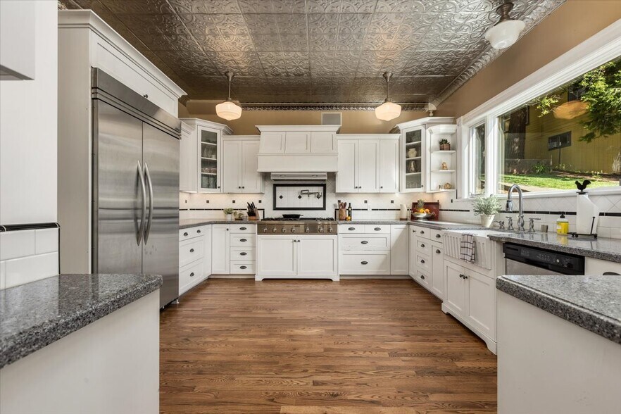 More Photos Of 358 Mill St, Grass Valley Specialty For Sale