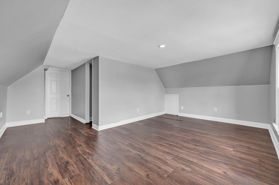 More Photos Of 4438 Pearl Rd, Cleveland Apartments For Sale
